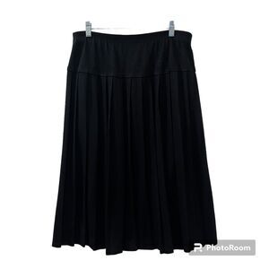 Alfred Dunner Womens Black Elastic Waist Pleated Knee Length Skirt Size 14 USA